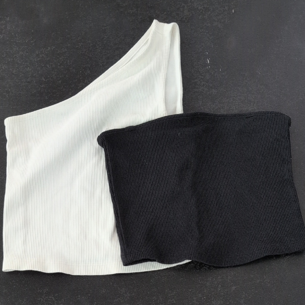 Black and White Stretchy Ribbed Crop Top Bundle